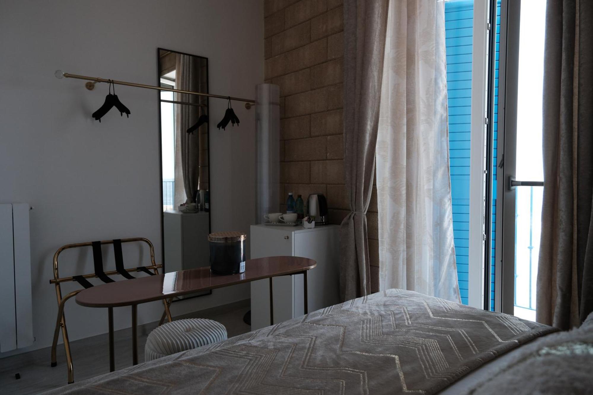 Altamarea Rooms Поліньяно-а-Маре Номер фото