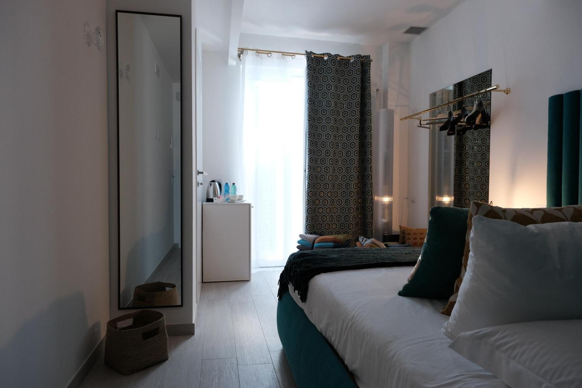 Altamarea Rooms Поліньяно-а-Маре Номер фото
